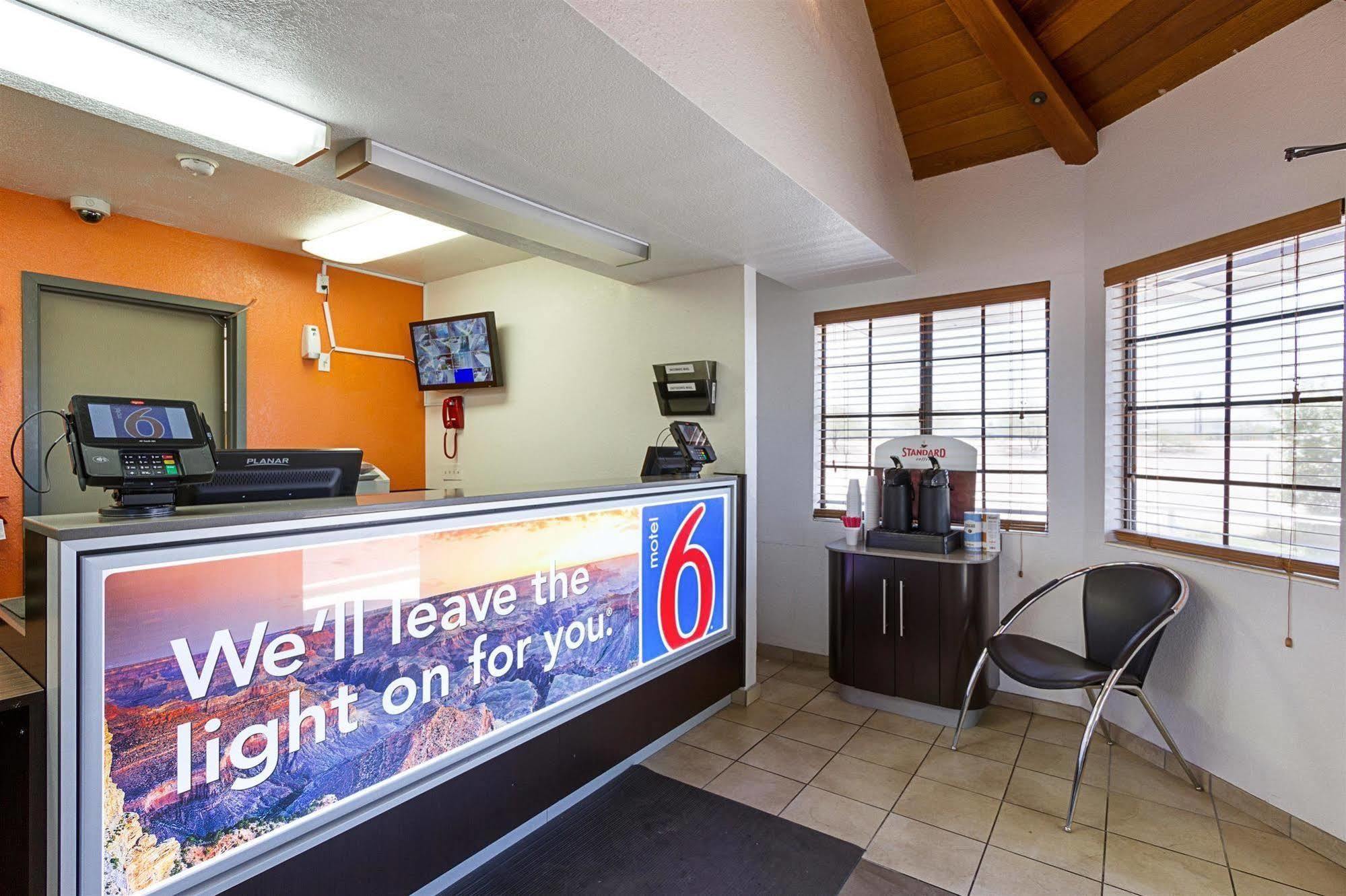 Motel 6-Mesa, Az - South מראה חיצוני תמונה